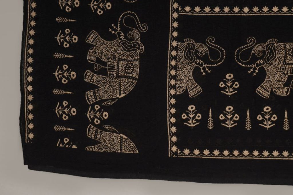 Black Straight Solid Kurta with Pant and Dupatta