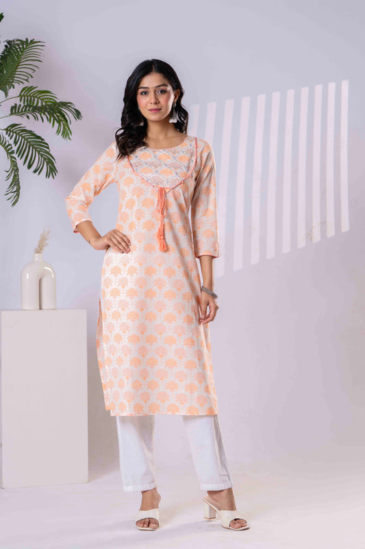 Women Solid White Kurta Pants Set