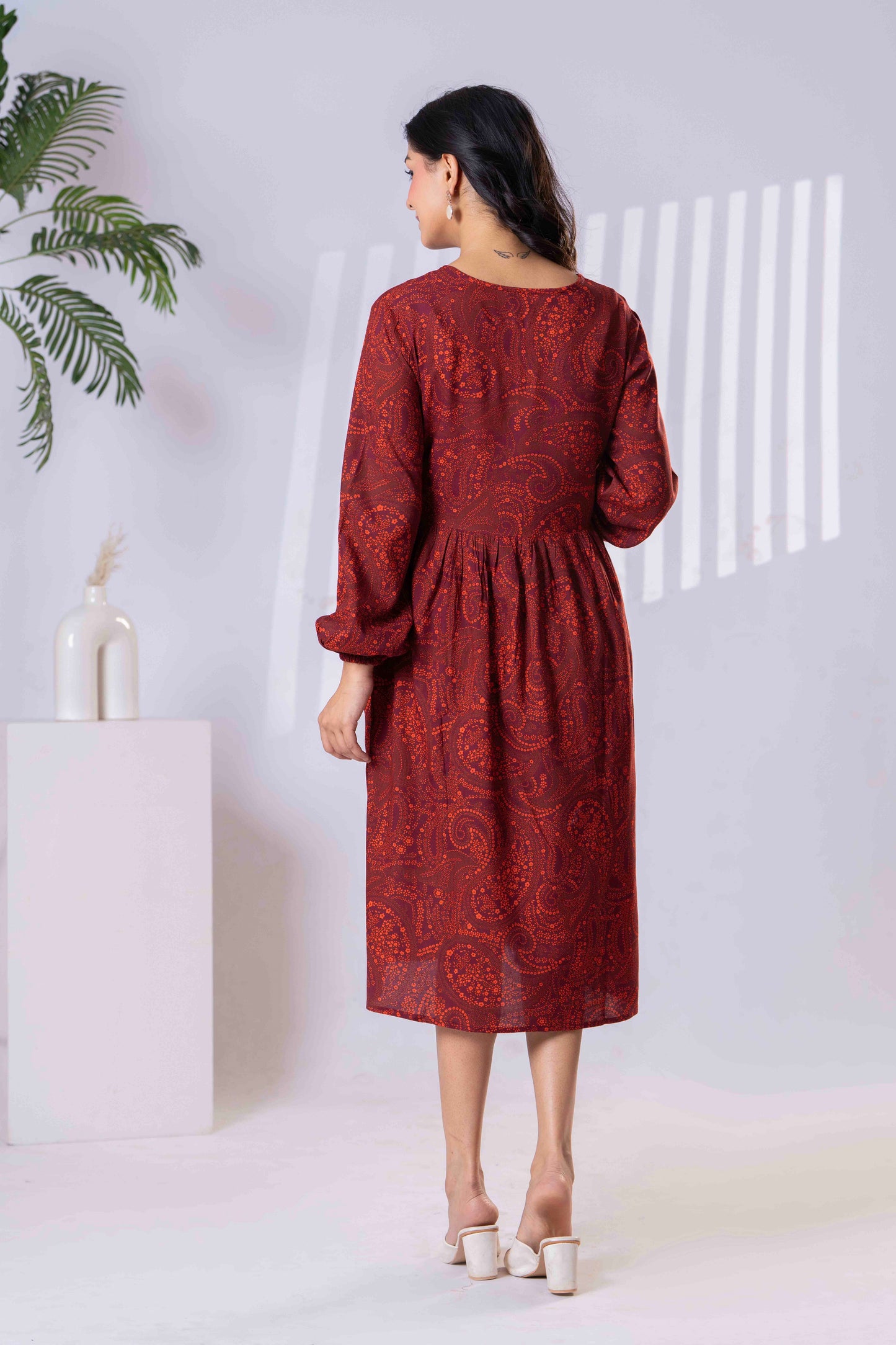 Women's Red Printed A-Line Midi Dress with Long Sleeves