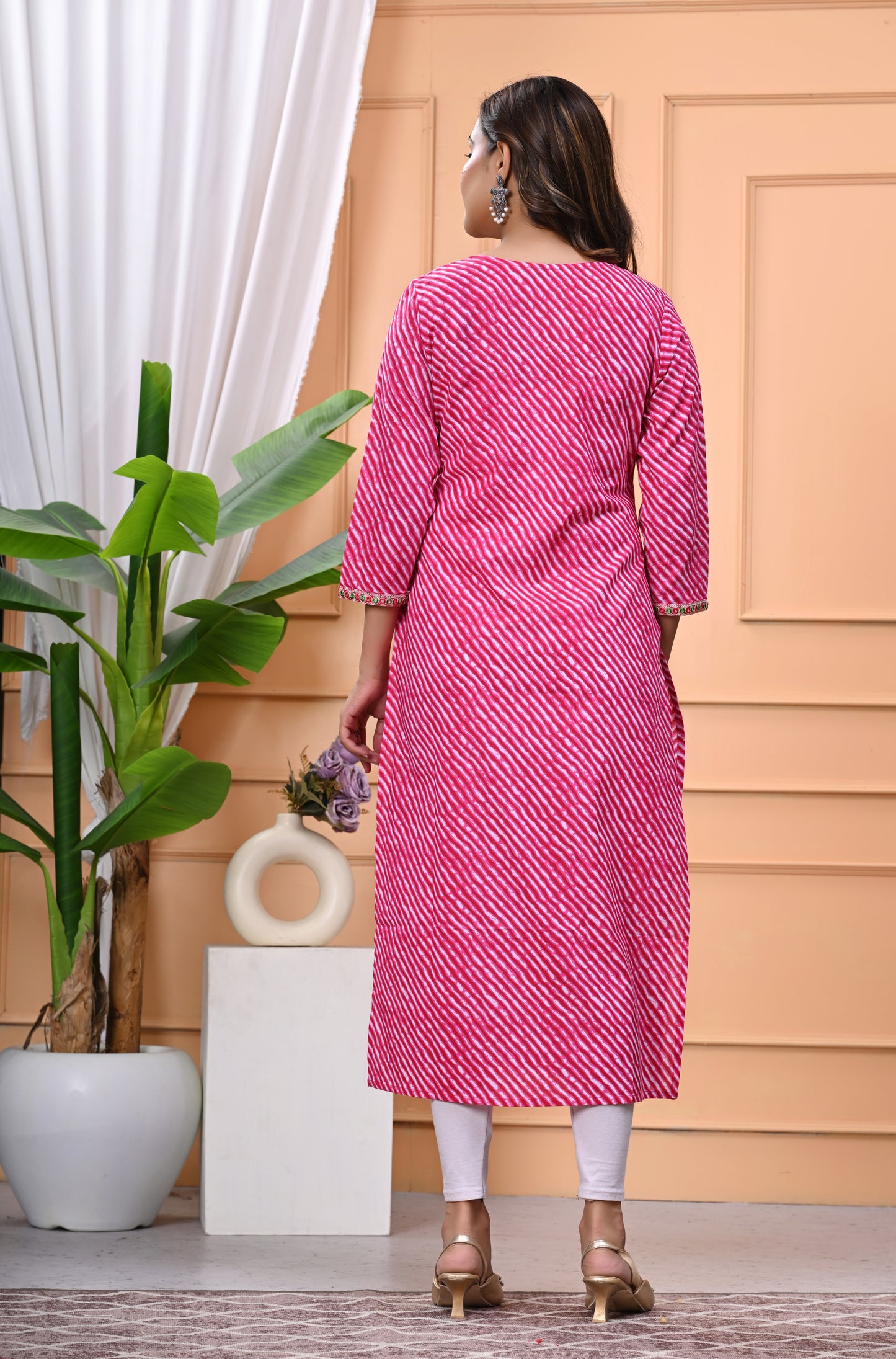 Women's Pink Printed Cotton Kurti with Embroidered Neckline and 3/4 Sleeves"