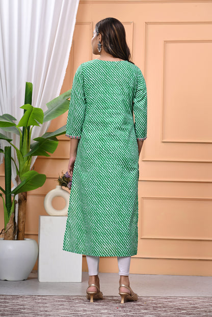 "Women's Green  Printed Cotton Kurti with Embroidered Neckline and 3/4 Sleeves"
